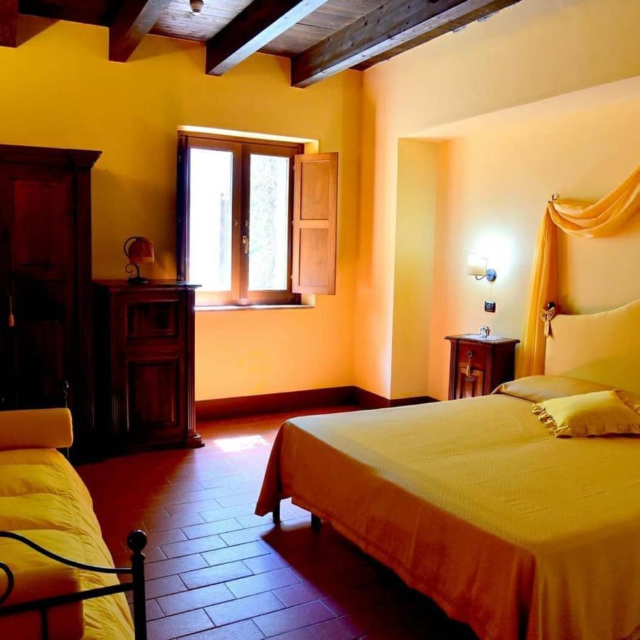 Il Castello Dei Principi Sanseverino Виджанелло Экстерьер фото