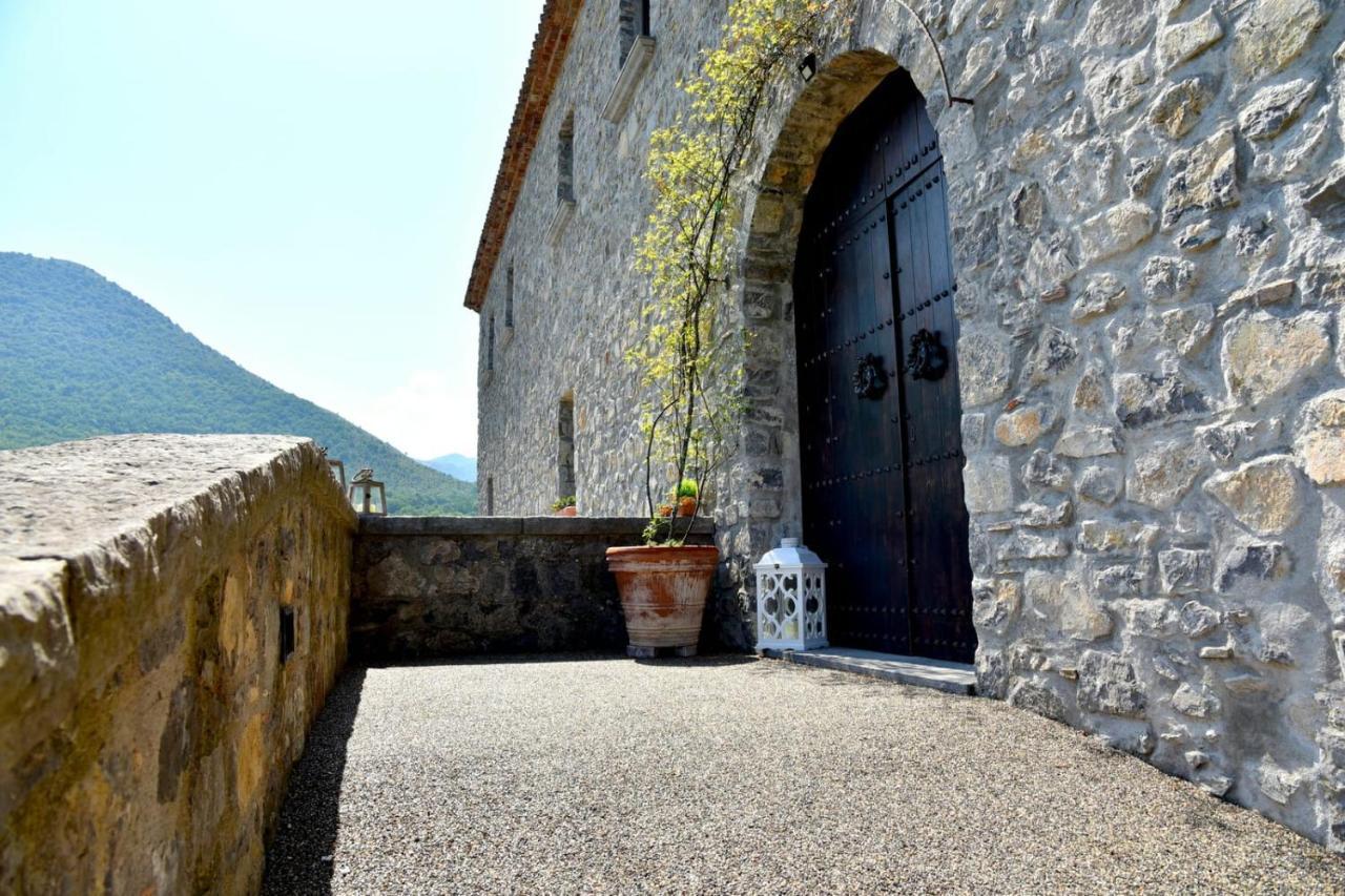 Il Castello Dei Principi Sanseverino Виджанелло Экстерьер фото