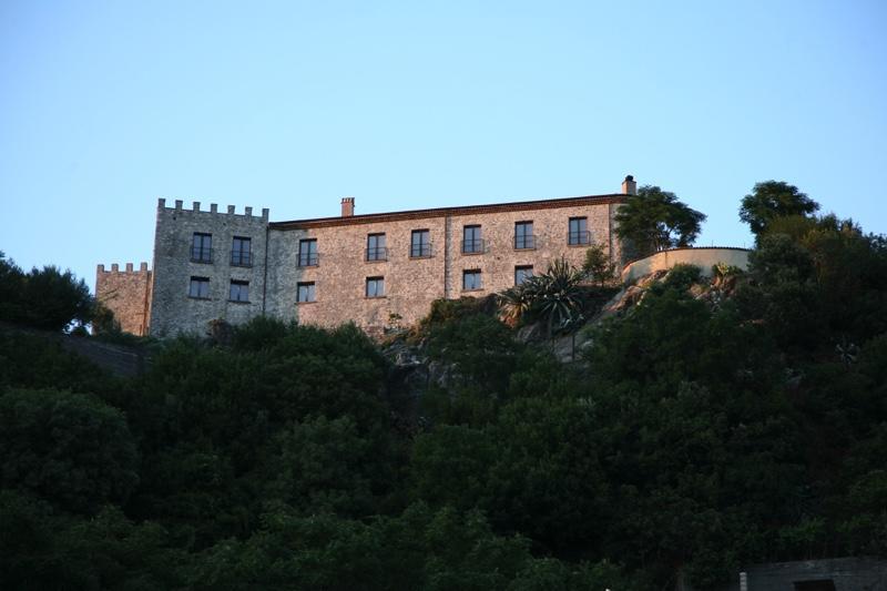 Il Castello Dei Principi Sanseverino Виджанелло Экстерьер фото