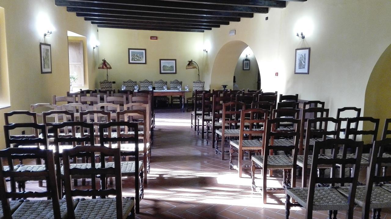 Il Castello Dei Principi Sanseverino Виджанелло Экстерьер фото